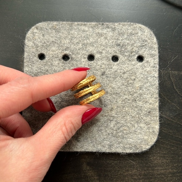 Merewif gold plated brass ring. Size 8 - Picture 3 of 5